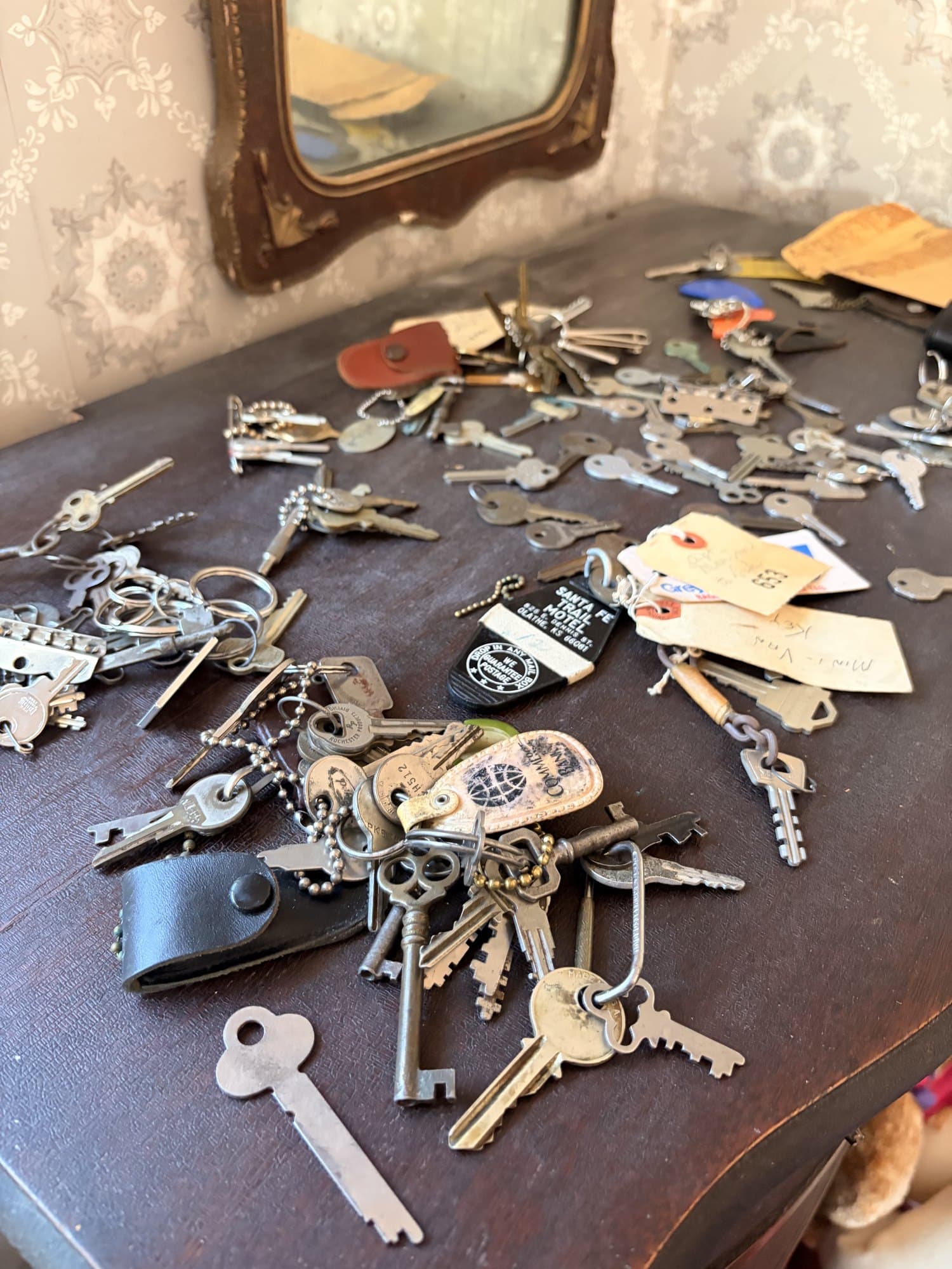 Full-House Estate Sale — Independence — photo 2