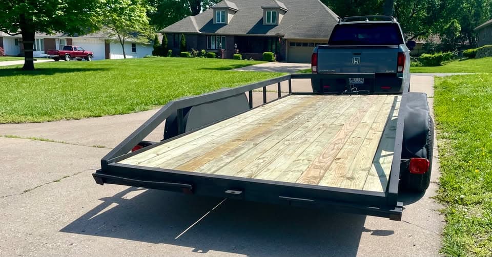 Honda Ridgeline with utility trailer
