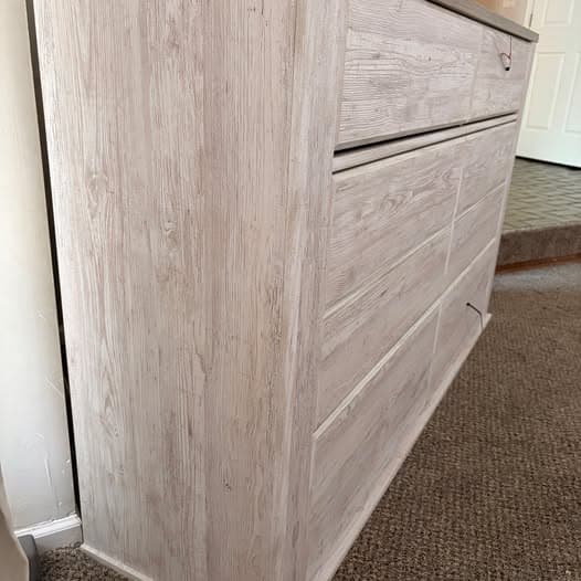 Ashley Willowton Dresser 6 drawers