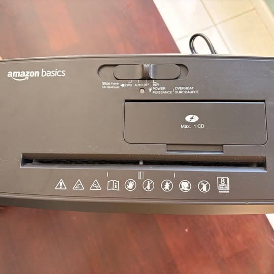 8 sheet Paper Shredder + credit card shredder