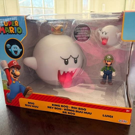 Super Mario Bros figurine