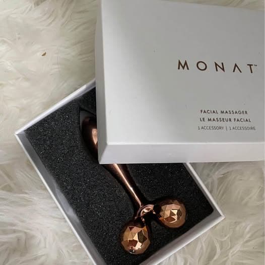 Monat facial massager