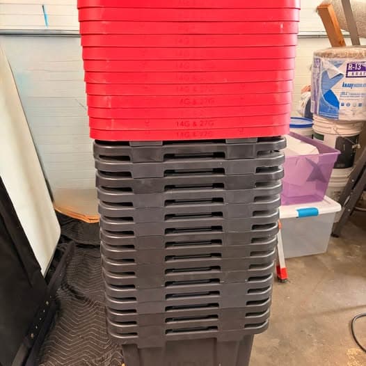 HDX 27 gallon plastic storage totes