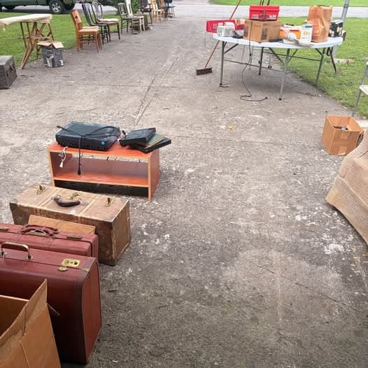 Estate Sale/ Yard Sale 1/1