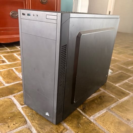 Corsair Computer Case Used 1/1