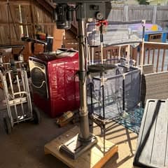 Clarke Metalworker BT1029 16-Speed Floor Drill Press - 5/8 in Chuck, Working 1/1